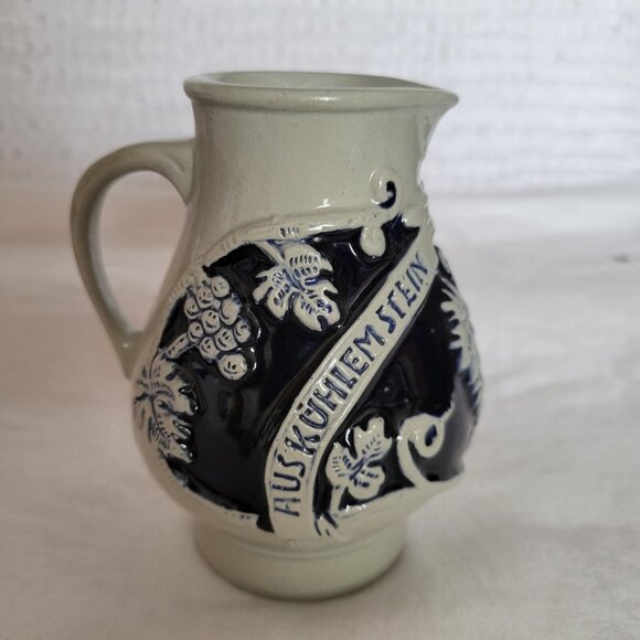 Wine Jug Stein Pitcher Stoneware Vintage German Salt Glaze Trink Edlen Wein EUC - Picture 3 of 5